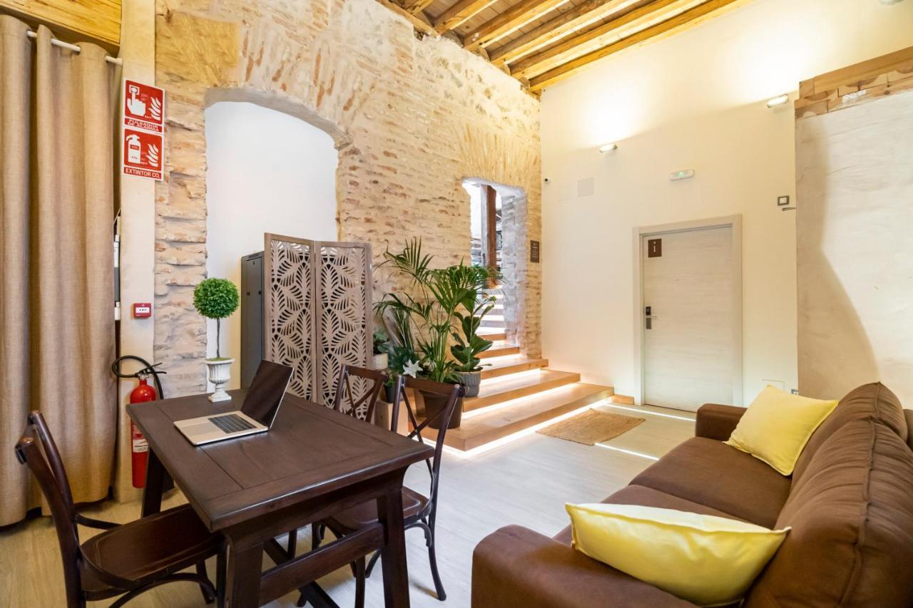 Dobo Azacanes Hostal Toledo Exterior photo