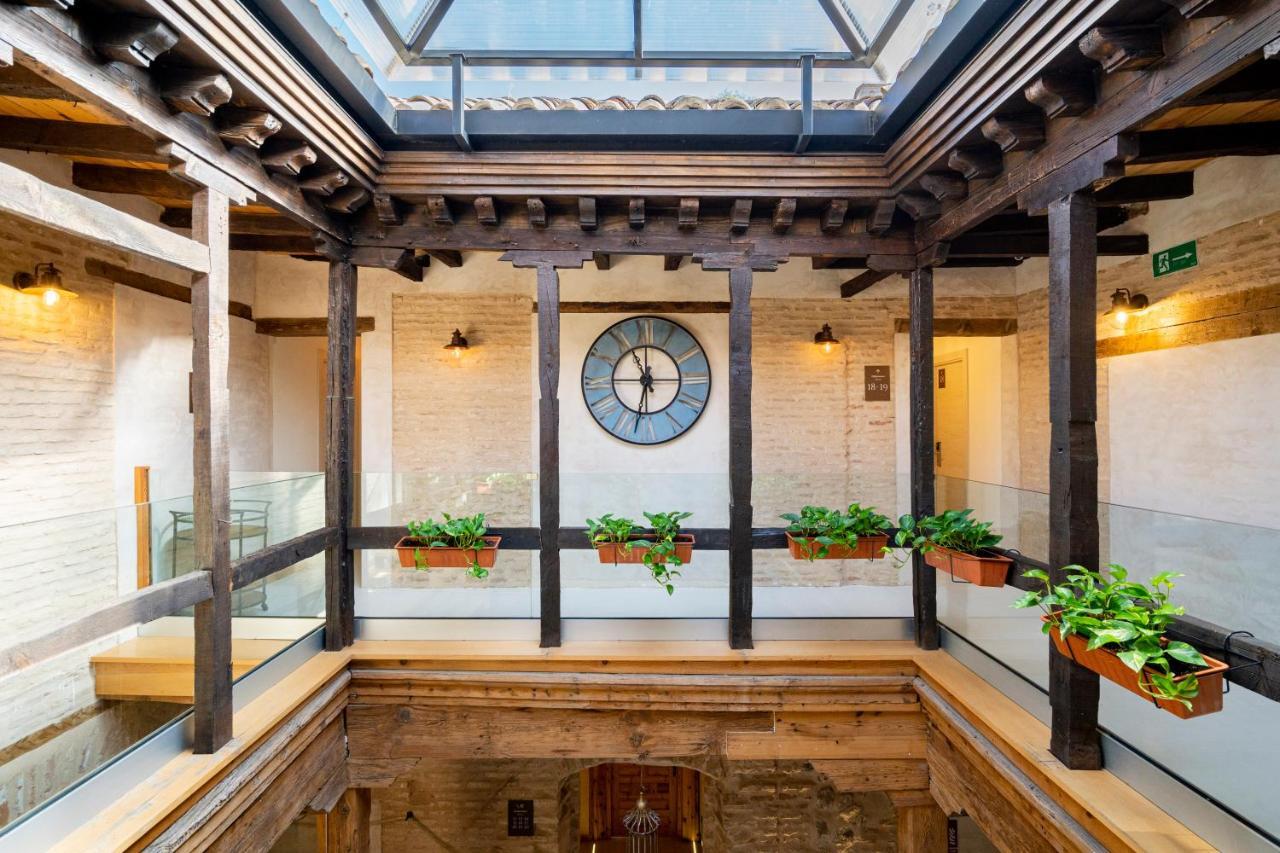 Dobo Azacanes Hostal Toledo Exterior photo